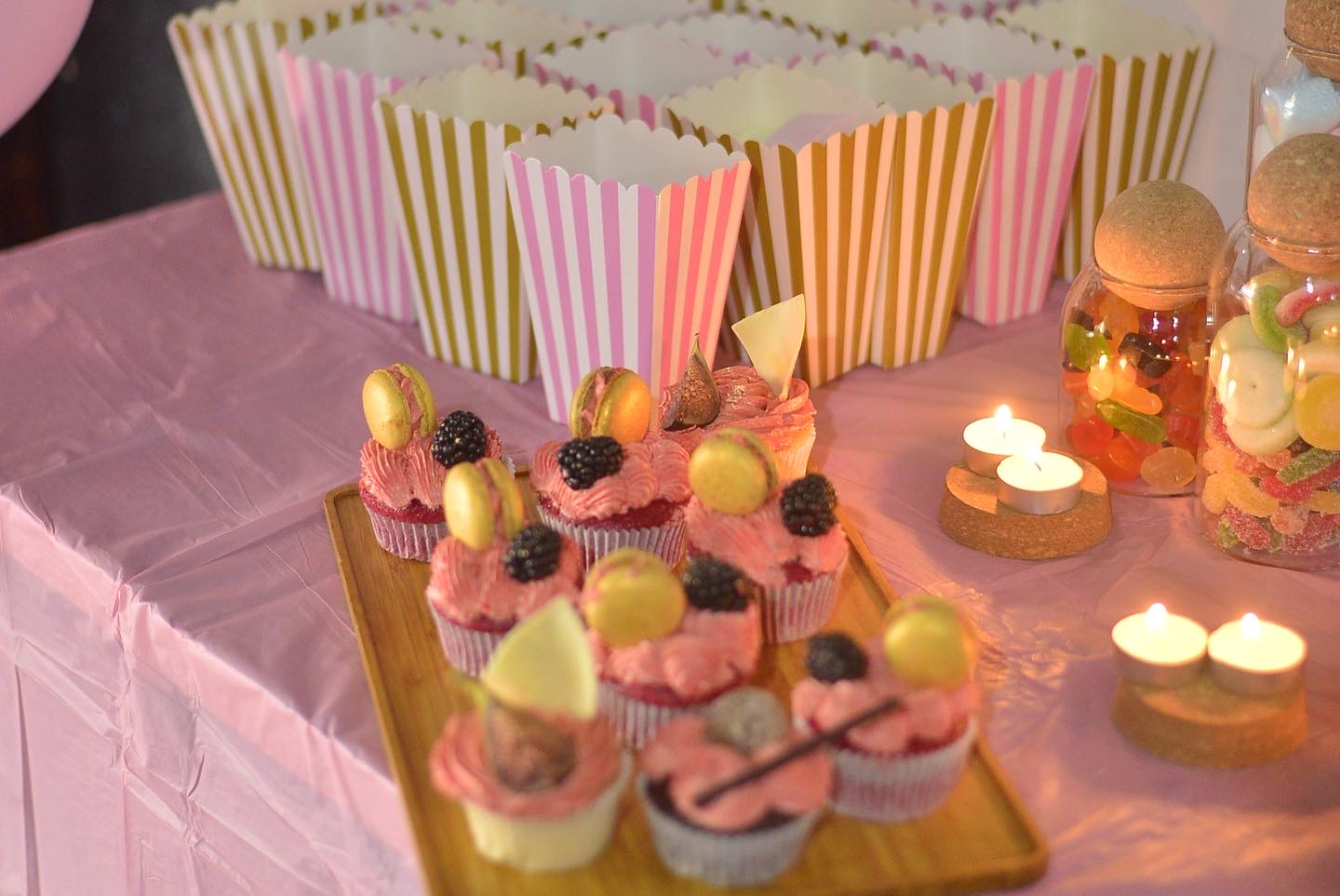 Dessert table styling